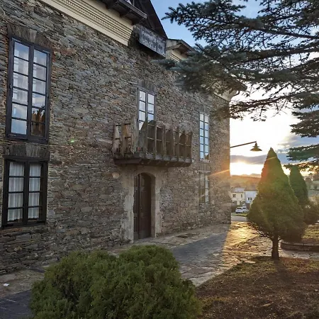 Ahio San Martin, Rurales Casa De La San Martin de Oscos