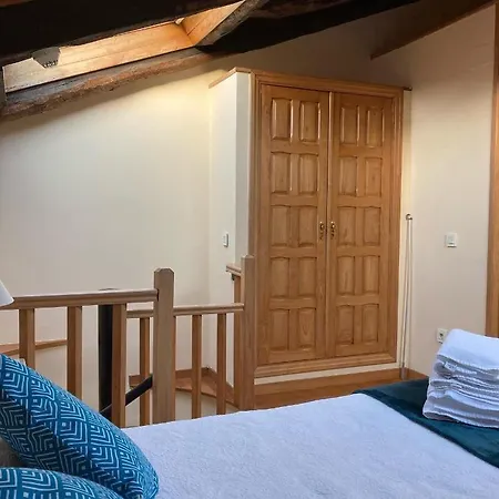 Ahio San Martin, Rurales Casa De La * San Martin de Oscos