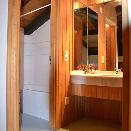 Ahio San Martin, Rurales Casa De La